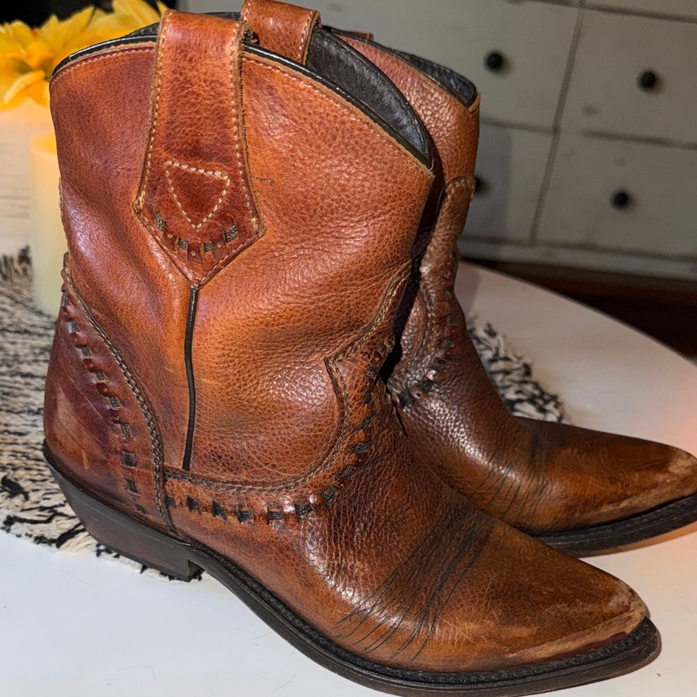 ASH Women’s Leather Western Boots37 fits like a 6 - Picture 9 of 11